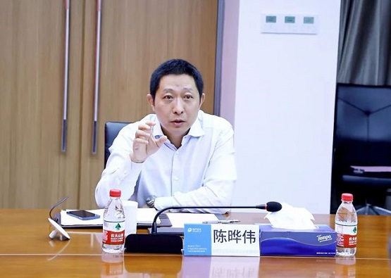 陳曄偉總經理首先對王峰副州長一行蒞臨公司考察交流表示歡迎 陳曄偉總經理首先對王峰副州長一行蒞臨公司考察交流表示歡迎
