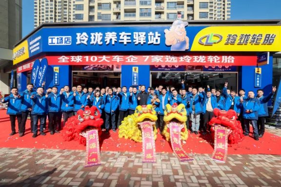21家玲瓏店鋪同時在南昌開業 21家玲瓏店鋪同時在南昌開業