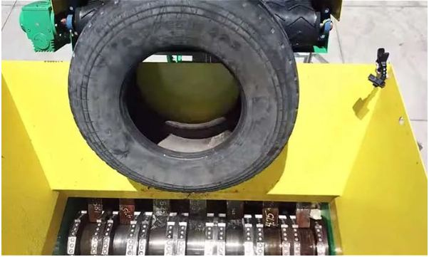 12.CM Shredders為美國東南局供應全自動破碎機