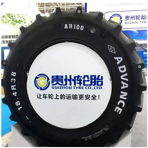 貴州輪胎與國(guó)家拖拉機(jī)質(zhì)量監(jiān)督檢測(cè)中心(洛陽東方紅拖拉機(jī)檢測(cè)研究院)合作進(jìn)行的道路試驗(yàn)和田間實(shí)際使用測(cè)試中 貴州輪胎與國(guó)家拖拉機(jī)質(zhì)量監(jiān)督檢測(cè)中心(洛陽東方紅拖拉機(jī)檢測(cè)研究院)合作進(jìn)行的道路試驗(yàn)和田間實(shí)際使用測(cè)試中
