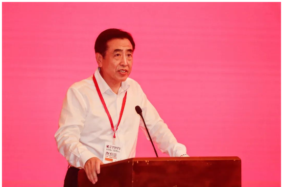 山東省橡膠行業協會理事會副會長袁仲雪講話