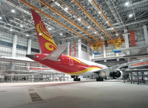 海口首次完成波音787寬體機(jī)整機(jī)噴涂 海口首次完成波音787寬體機(jī)整機(jī)噴涂