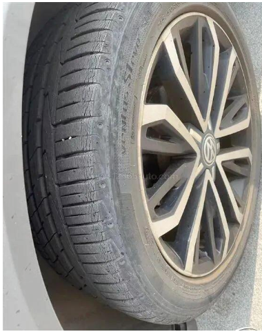 資料顯示,大眾探歌高配車型輪胎是韓泰ventus s1 evo2;低配車型輪胎是韓泰Dynapro hp2。朗逸車型原廠配套輪胎,主要是韓泰OPTIMO k415系列產(chǎn)品。 資料顯示,大眾探歌高配車型輪胎是韓泰ventus s1 evo2;低配車型輪胎是韓泰Dynapro hp2。朗逸車型原廠配套輪胎,主要是韓泰OPTIMO k415系列產(chǎn)品。