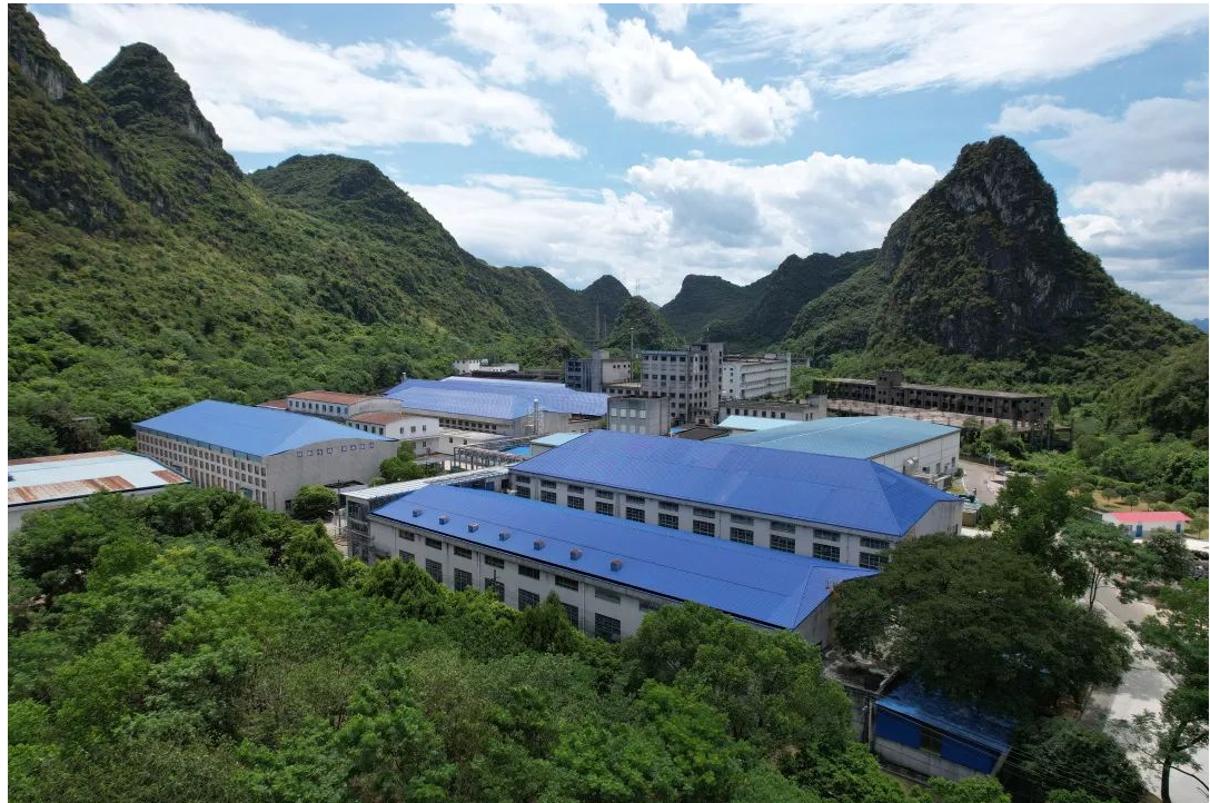 目前,曙光院已擁有國家及省部級技術創新平臺7個,國家CNAS認可實驗室1個 目前,曙光院已擁有國家及省部級技術創新平臺7個,國家CNAS認可實驗室1個