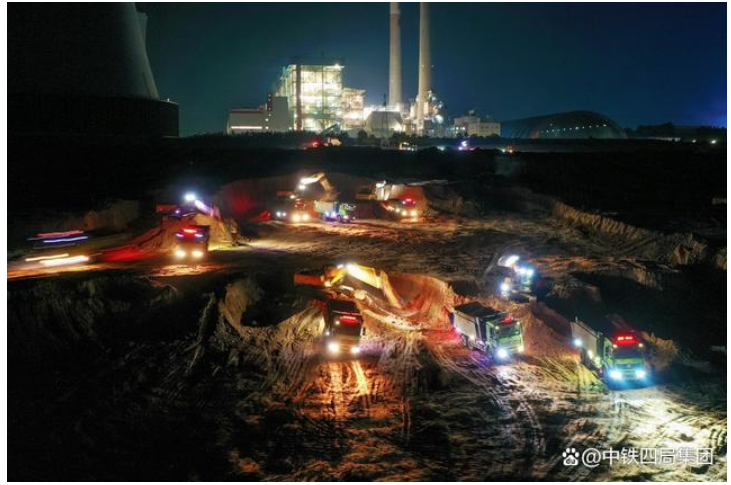 據悉,銅川市玲瓏輪胎項目作為銅川市強力推進的重點項目建設,是山東玲瓏輪胎在國內建設的第六個生產基地。建成后,將進一步加快耀州區經濟結構調整,推進鄉村振興,加快產業發展、提升城市品質。 據悉,銅川市玲瓏輪胎項目作為銅川市強力推進的重點項目建設,是山東玲瓏輪胎在國內建設的第六個生產基地。建成后,將進一步加快耀州區經濟結構調整,推進鄉村振興,加快產業發展、提升城市品質。