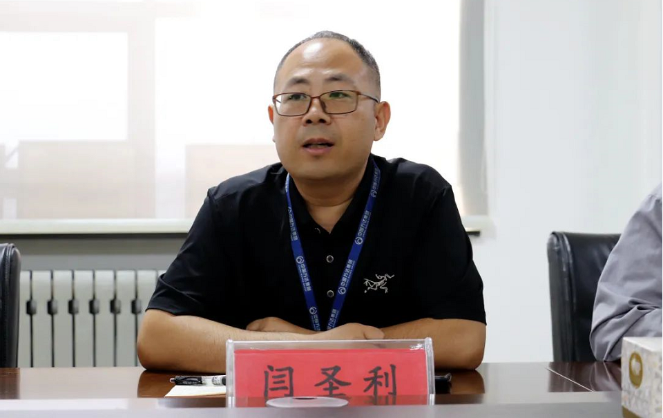 萬達(dá)集團(tuán)總裁辦供應(yīng)鏈管理部總監(jiān)閆圣利在講話中指出，精益化管理不僅是思維和習(xí)慣的改變，更是要實(shí)現(xiàn)體系化、制度化、規(guī)范化，并成為我們行動的準(zhǔn)則。