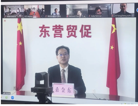 東營市貿(mào)促會副會長桑金東表示,隨著“一帶一路”倡議的實施,中國和非洲地區(qū)國家經(jīng)貿(mào)合作發(fā)展迅速,成果顯著,品牌推廣行動將為東營、非洲地區(qū)工商界和企業(yè)搭建起一座友誼的橋梁,進(jìn)一步密切非洲企業(yè)與東營橡膠輪胎企業(yè)間聯(lián)系,促進(jìn)合作,互惠互利,共同發(fā)展。 東營市貿(mào)促會副會長桑金東表示,隨著“一帶一路”倡議的實施,中國和非洲地區(qū)國家經(jīng)貿(mào)合作發(fā)展迅速,成果顯著,品牌推廣行動將為東營、非洲地區(qū)工商界和企業(yè)搭建起一座友誼的橋梁,進(jìn)一步密切非洲企業(yè)與東營橡膠輪胎企業(yè)間聯(lián)系,促進(jìn)合作,互惠互利,共同發(fā)展。