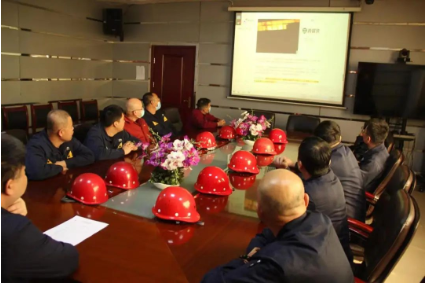 通過此次排查,進一步提升黑貓職工消防安全“四個能力”,加強公司管理層的消防安全意識,扎實做好安全生產工作,為公司消防安全保駕護航。 通過此次排查,進一步提升黑貓職工消防安全“四個能力”,加強公司管理層的消防安全意識,扎實做好安全生產工作,為公司消防安全保駕護航。