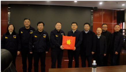 　王耀對倪衛春一行的到來表示熱烈歡迎，他表示，黑貓集團將繼續全力以赴鼓足干勁、振奮精神，推動各項目標任務圓滿完成。