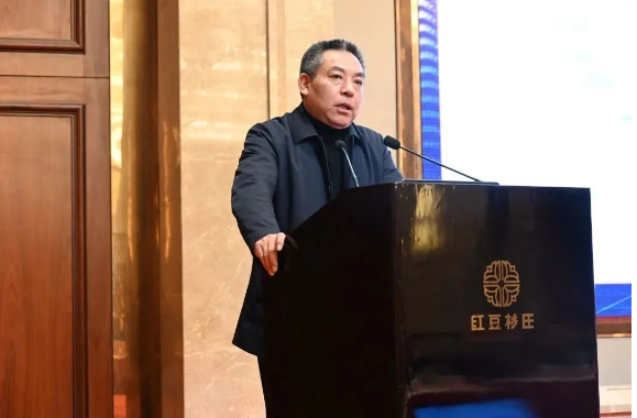 同時，總經理程金元也表示，新的一年，公司將以創新為核心、以產品力、渠道力、營銷力為抓手，加速國際化、智能化、綠色化發展，朝著戰略目標而繼續努力奮斗。