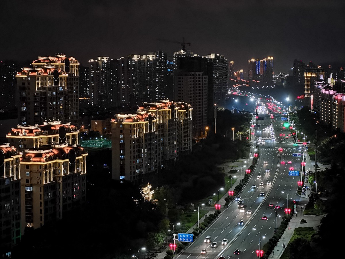據中國汽車工業協會發布的數據，2023年1月份汽車產銷分別完成159.4萬輛和164.9萬輛，環比分別下降33.1%和35.5%，同比分別下降34.3%和35%。