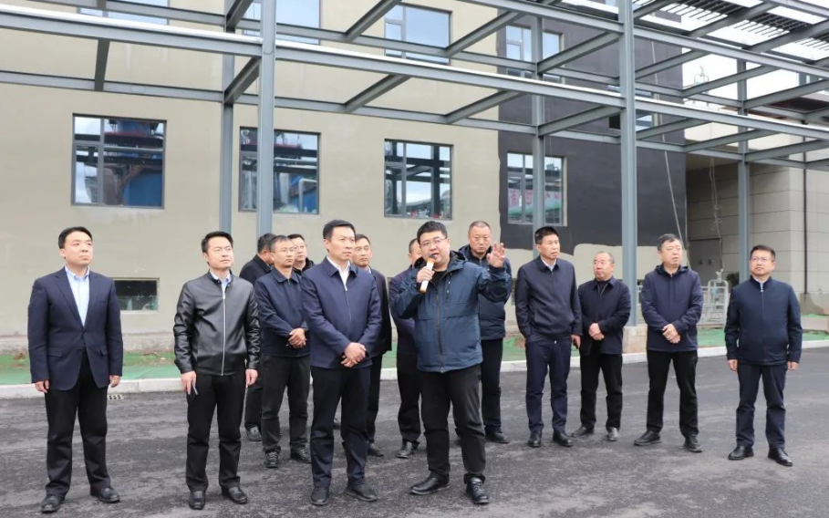 清徐縣縣長督導我公司煤基新材料項目建設情況