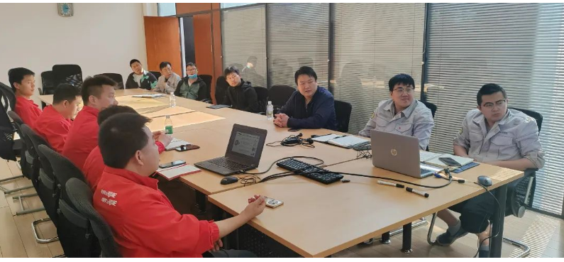 據了解，一汽解放田海峰副總經理曾率團隊到訪中策橡膠集團總部，授予了“一汽解放-核心供應商”證書。這也是中國輪胎行業唯一連續四年榮獲一汽解放優秀供應商，又升級為“核心供應商”認證的輪胎企業。