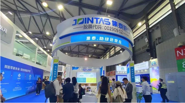 據了解，集泰股份在光伏膠市場取得了亮眼的成績。他們憑借科技創新能力突出、技術指標國際領先以及對產業發展的高價值認可，榮獲廣東省高新技術企業協會評為“2022年廣東省名優高新技術產品”。