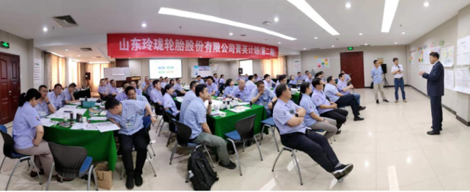 人才是企業未來發展的驅動力。隨著玲瓏輪胎菁英計劃第二期首次課程的完美落幕，玲瓏輪胎公司表示將繼續推出菁英計劃的二次課程以及雛鷹計劃項目。這些可執行且可持續的計劃的實施將幫助公司的管理團隊在思維上進行充電和補鈣，并在行動中助力推進。