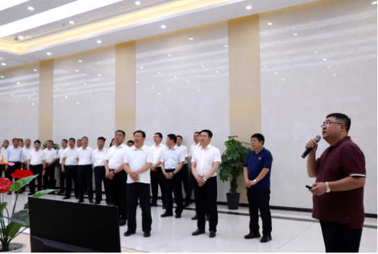 三強煤基新材料項目對于清徐縣的發展具有重要意義。該項目的建設將進一步提升清徐縣煤化工產業的水平，推動清徐縣向綠色、高端、可持續發展的方向邁進。