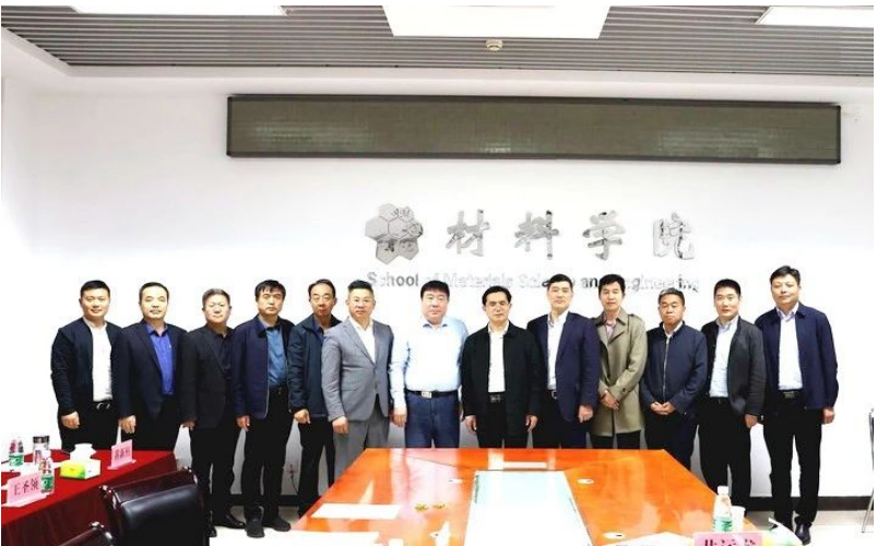 本次研討會為相關(guān)專家和企業(yè)代表提供了一個交流合作的平臺，旨在共同探索廢舊輪胎轉(zhuǎn)化利用的創(chuàng)新技術(shù)和可行方案，推動廢舊輪胎產(chǎn)業(yè)的高質(zhì)量發(fā)展，為建設(shè)無廢城市做出貢獻(xiàn)。