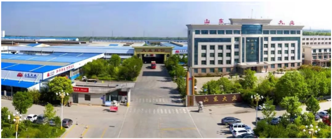 為了取得AEO高級認(rèn)證，山東大業(yè)股份有限公司高度重視此項工作，專門成立了AEO工作小組，并不斷完善、優(yōu)化認(rèn)證工作的各項要求。公司表示，獲得高級認(rèn)證后，將進(jìn)一步與海關(guān)AEO高級認(rèn)證標(biāo)準(zhǔn)相結(jié)合，協(xié)同開展相關(guān)管理工作，努力將日常工作做細(xì)、做實、做精、做優(yōu)，全面提升經(jīng)營管理水平。這將為中國橡膠骨架材料行業(yè)和高性能綠色環(huán)保輪胎行業(yè)的進(jìn)步與發(fā)展做出新的更大貢獻(xiàn)。