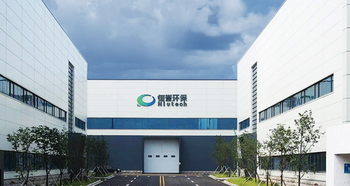 濟南恒譽環?？萍脊煞萦邢薰景l布了2023年上半年的業績預告，公司預計上半年的凈利潤約為2918.11萬元，同比增長高達114.86%?？鄯莾衾麧櫡矫?，預計將達到2709.74萬元，同比增長約138.46%。這一成績的取得主要歸功于多個因素的協同作用。