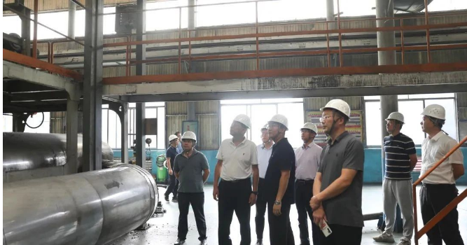 莒縣經濟開發區黨工委委員、工會主席，縣化工新材料產業鏈副鏈長的翟峰樂一行前往九戶鎮進行深入調研。