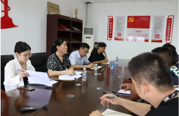 墾利區商務局副局長楊立海表示對公司的發展前景表示肯定，并承諾在今后的工作中，該局將持續與企業保持緊密的溝通與合作，提供政策支持，確保各項工作得以順利實施，共同營造穩健、健康的發展環境。