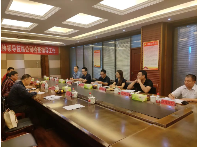 各調研企業匯報了近三年(2020-2022)以及今年1-8月份的生產經營情況，同時也分享了外貿出口過程中遇到的各種困難。值得一提的是，行業內普遍存在的問題包括外匯管制、美元短缺導致客戶付款延遲，對整體業務運營造成影響，同時也面臨著用工難、原材料價格波動較大以及一些國家和地區認證成本上漲的挑戰。