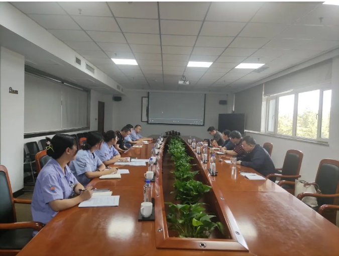 此次調研的重點企業包括東營市的華盛輪胎集團、昌豐輪胎、金宇輪胎、永盛橡膠、方興輪胎和中一橡膠，濰坊市的昊華輪胎、躍龍橡膠、銀寶輪胎、福麥斯輪胎，青島市的賽輪集團和雙星輪胎，威海市的三角輪胎、浦林成山、中威橡膠、君樂輪胎，以及煙臺市的玲瓏輪胎。