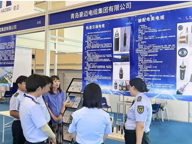 在開幕式上，青島市政府副秘書長王東翔宣布了首批“青島優品”名單，其中涵蓋了全市24條關鍵產業鏈，共有92家企業和100個項目脫穎而出。令人自豪的是，豪邁電纜集團以其高品質產品和廣泛認可的品牌優勢成功入選“青島優品”名單之列。
