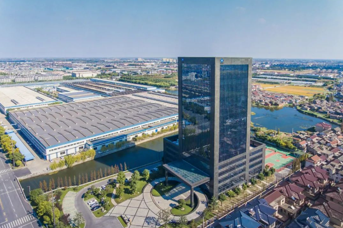 江蘇省財(cái)政廳、省科技廳聯(lián)手發(fā)布了2023年度省科技成果轉(zhuǎn)化專(zhuān)項(xiàng)資金項(xiàng)目的立項(xiàng)文件。其中，江蘇興達(dá)鋼簾線(xiàn)股份有限公司的“重載輪胎用高強(qiáng)度耐疲勞胎圈鋼絲(圈)研發(fā)及產(chǎn)業(yè)化”項(xiàng)目成功脫穎而出，獲得了省級(jí)資助經(jīng)費(fèi)高達(dá)1000萬(wàn)元。