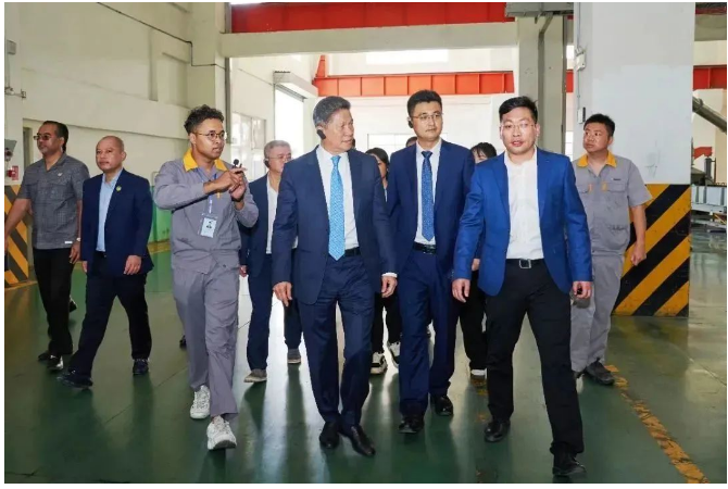 座談會上，孫占托表示，中柬兩國傳統友誼堅如磐石，成為新型國際關系的典范。今年，中柬兩國以2023年中柬建交65周年和“中柬友好年”為契機，共同構建高質量、高水平、高標準的新時代中柬命運共同體，將中柬“鐵桿”友誼傳承下去。